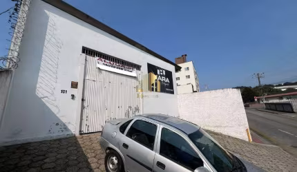 Galpão para aluguel, no Bairro Flor de Nápolis, São José-SC