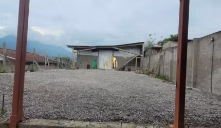 Galpão &#224; venda, no Bairro Aririu, Palhoça-SC