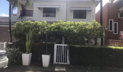 Casa em Condomínio para Venda em Lauro de Freitas, Buraquinho, 4 dormitórios, 1 suíte, 2 banheiros, 2 vagas