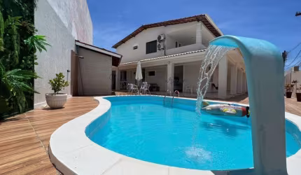 Casa para Venda em Lauro de Freitas, Vilas Do Atlântico, 5 dormitórios, 4 suítes, 5 banheiros, 3 vagas