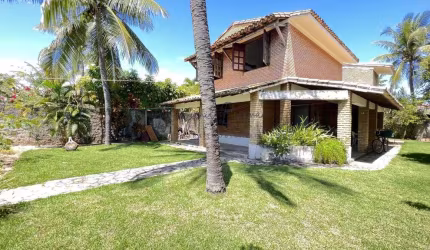 Casa para Venda em Lauro de Freitas, Vilas Do Atlântico, 3 dormitórios, 1 suíte, 3 banheiros, 2 vagas