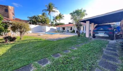 Casa para Venda em Lauro de Freitas, Vilas Do Atlântico, 4 dormitórios, 1 suíte, 5 banheiros, 4 vagas