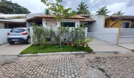 Casa em Condomínio para Venda em Lauro de Freitas, Buraquinho, 3 dormitórios, 1 suíte, 3 banheiros, 2 vagas