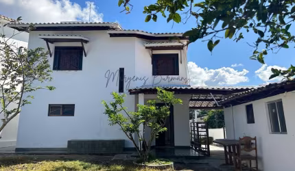 Casa para Locação em Lauro de Freitas, Vilas Do Atlântico, 3 dormitórios, 1 suíte, 3 banheiros, 2 vagas