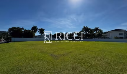 Terreno em condomínio à venda em Guarujá-SP, Jardim Acapulco, com 3.000m² de área: oportunidade imperdível!