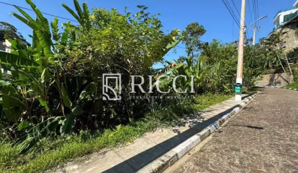 comprar terreno Santa Terezinha