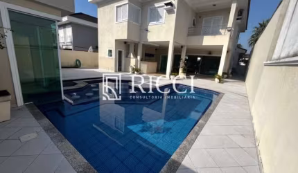Casa com 5 quartos à venda no Jardim Acapulco, Guarujá , 450 m2 por R$ 2.700.000