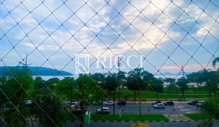 Apartamento com vista para o mar, Apartamento de frente para o mar