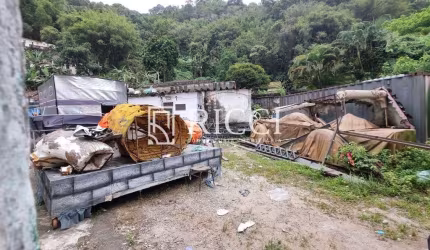 Terreno a venda no Marapé em Santos