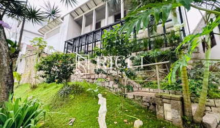 Comprar casa no Ilha Porchat com piscina e area de lazer