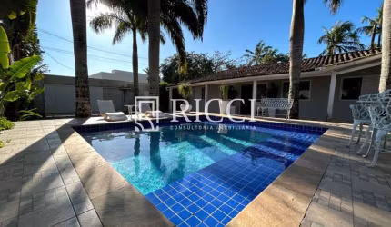 CASA A VENDA NA PRAIA DE PERNAMBUCO