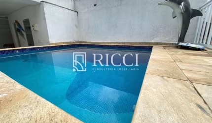 Comprar Sobrado Gonzaga, 3 dormitórios com piscina