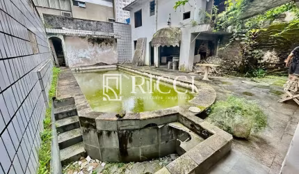 Terreno à venda no Itararé, São Vicente  por R$ 1.700.000