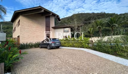 Casa Condomínio no Guarujá