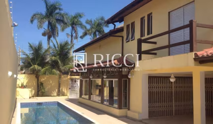 Casa com 5 quartos à venda no Jardim Virgínia, Guarujá , 240 m2 por R$ 1.600.000