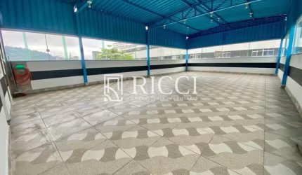 sala comercial no formato de salão de eventos em santos