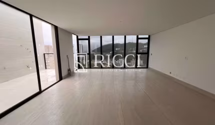 Imóvel exclusivo à venda em Santos-SP, José Menino: 3 quartos, 3 suítes, 3 salas, 4 banheiros, 3 vagas de garagem, 160m².