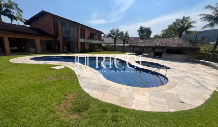 Casa de 3mil metros à venda no Acapulco!