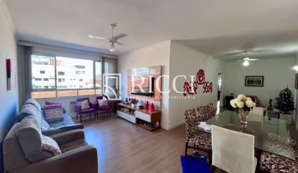 Apartamento à venda no Embaré, Santos-SP! 3 quartos, 1 suíte, 3 salas, 1 vaga de garagem, 146m² de área! Venha conferir!