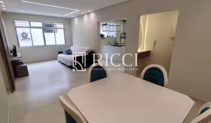 Apartamento à venda na Ponta da Praia, Santos-SP: 2 quartos, 1 suíte, 1 sala, 3 banheiros, 1 vaga.