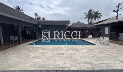 Casa à venda em Balneário Praia do Pernambuco - Guarujá