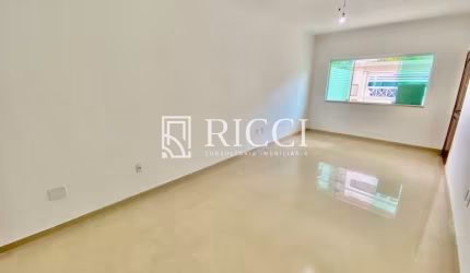 comprar casa na Vila Belmiro com 4 quartos e 4 banheiros