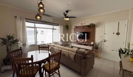 Apartamento de 3 quartos à venda no charmoso bairro Marapé em Santos-SP: 97m² de área, 1 vaga de garagem.