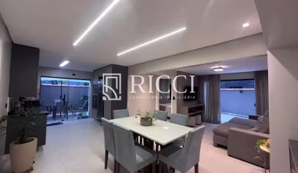 Apartamento Garden à Venda na Ponta da Praia, Santos-SP