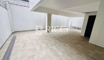 CASA TRIPLEX EM VILLAGIO NO MACUCO