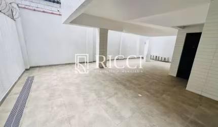CASA TRIPLEX EM VILLAGIO NO MACUCO