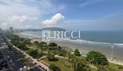 Apartamento frente mar à venda no Embaré
