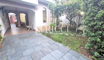 Casa à Venda Com 4 quartos no Embaré, Santos | RICCI