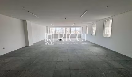 Sala Comercial à Venda no Gonzaga, Santos ? RICCI
