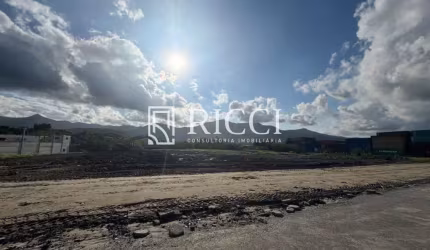 Terreno Comercial de 27.000m² Oportunidade Única de Investimento!