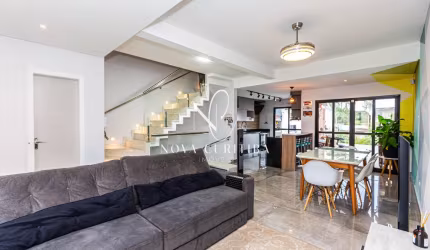 Sobrado com 1 suíte e 2 Demi-suíte à venda, 183 m² por R$ 1.350.000 - Uberaba - Curitiba/PR