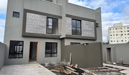 Sobrado com 3 dormitórios à venda, 100 m² por R$ 629.000 - Lindóia - Curitiba/PR