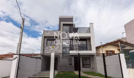 Sobrado com 3 dormitórios à venda, 127 m² por R$ 699.000,00 - Uberaba - Curitiba/PR