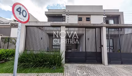 Sobrado com 3 dormitórios à venda, 106 m² por R$ 939.000,00 - Boqueirão - Curitiba/PR