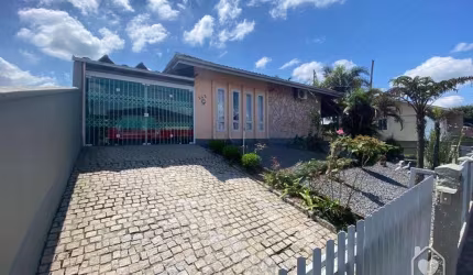 Casa à venda no Vila Nova