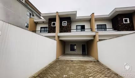 Sobrado Geminado à venda no Vila Nova