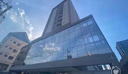 Apartamento à venda no Centro