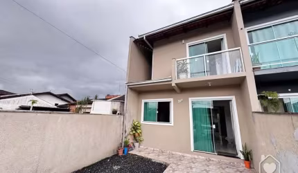 Sobrado Geminado à venda no Vila Nova