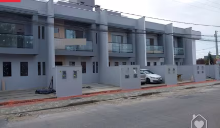 Sobrado Geminado à venda no Costa e Silva