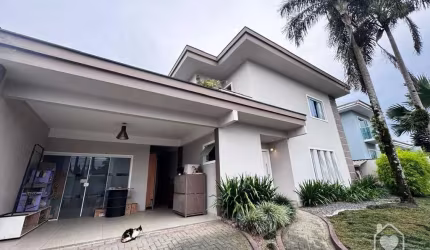 Sobrado à venda no Vila Nova