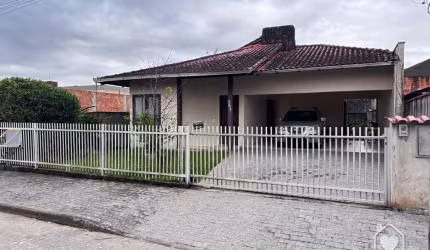 Casa Averbada à venda no Vila Nova
