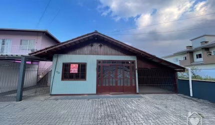 Casa Comercial para locação no Vila Nova
