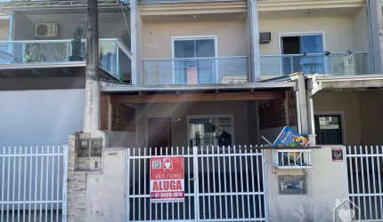 Sobrado Geminado para locação no Vila Nova