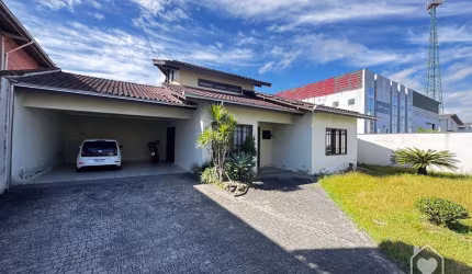 Casa à venda no Vila Nova