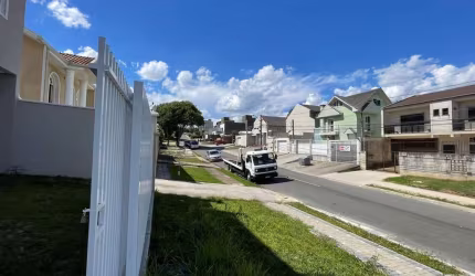 Sobrado com 3 dormitórios à venda, 115 m  por R  698.000,00 - Xaxim - Curitiba PR