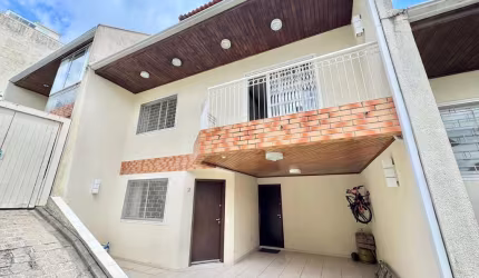 Sobrado à venda, Pilarzinho, CURITIBA - PR